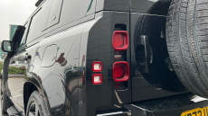 Land Rover Defender 2.0 P400e XS Edition 110 5dr Auto Estate